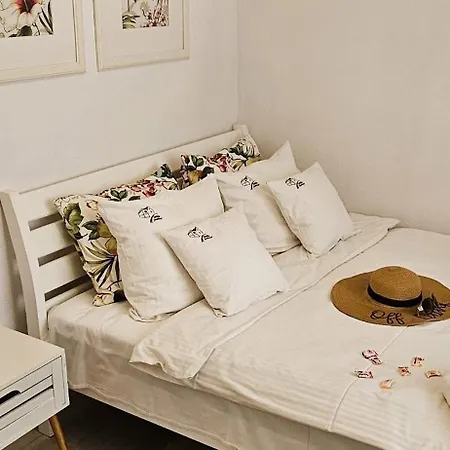 Joanna Apartment *